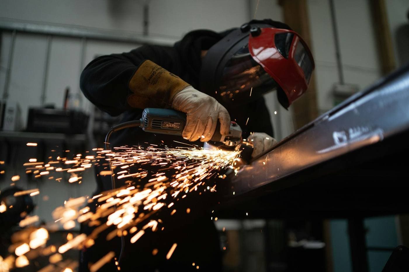 Steel surface preparation before coating